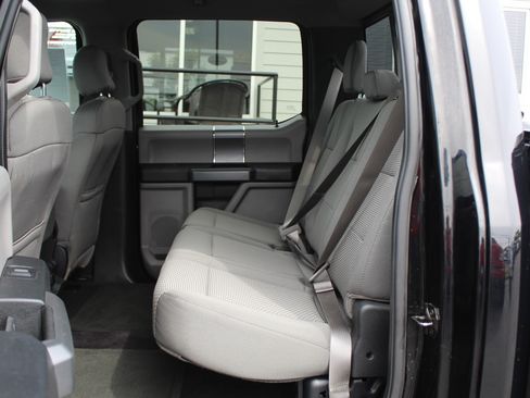 Used 2016 Ford F150 XLT w/ Equipment Group 302A Luxury AWD/4WD image 24