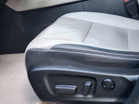 Used 2017 Lexus RX 350 FWD w/ Premium Package image 23