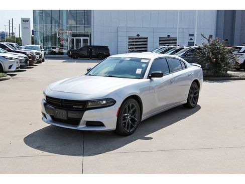 Used 2023 Dodge Charger SXT w/ Blacktop Package RWD image 3