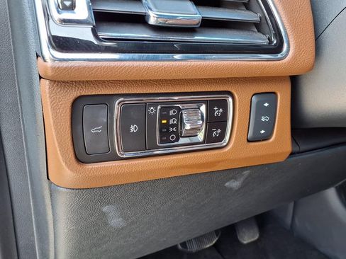 Used 2023 Lincoln Navigator L Reserve AWD/4WD image 22