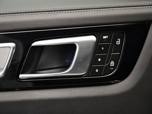 Used 2023 Porsche Cayenne S image 37