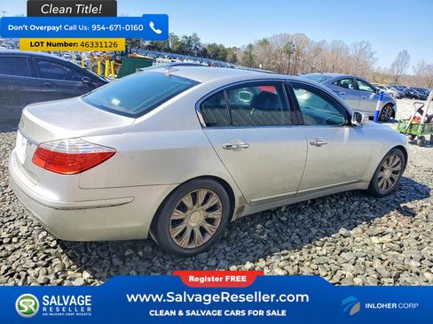 Used 2009 Hyundai Genesis 3.8 w/ Technology Pkg 4 RWD image 4