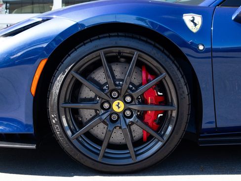 Used 2022 Ferrari F8 Tributo RWD image 12