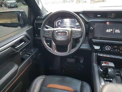 Used 2023 GMC Sierra 1500 AT4 w/ AT4 Premium Package image 13