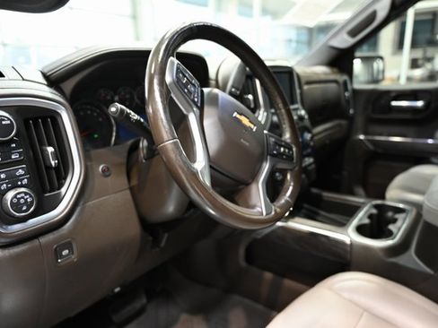 Used 2020 Chevrolet Silverado 1500 LTZ w/ LTZ Premium Package image 21