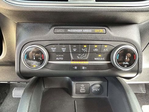 Used 2025 Ford Escape Active AWD/4WD image 20