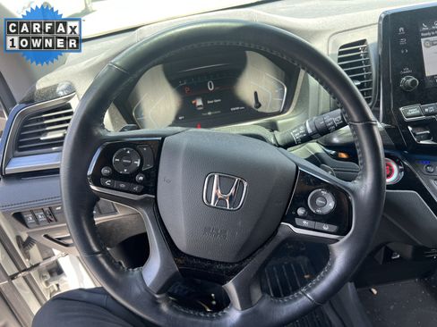 Used 2022 Honda Odyssey Elite image 18