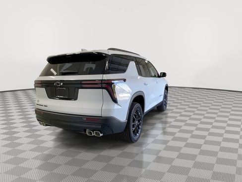 New 2026 Chevrolet Traverse LT w/ Midnight/Sport Edition AWD/4WD image 15