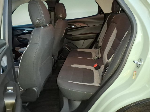 Used 2025 Chevrolet TrailBlazer LT w/ Convenience Package AWD/4WD image 12