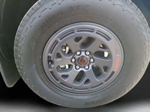 New 2026 Nissan Frontier PRO-4X w/ Pro-4x Convenience Package image 25