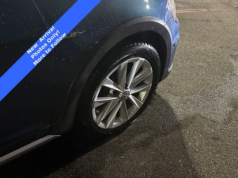 Used 2017 Volkswagen Golf Alltrack SE image 27