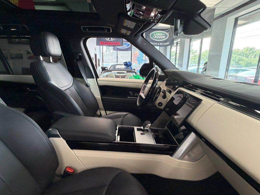 Used 2024 Land Rover Range Rover Long Wheelbase SE AWD/4WD image 59
