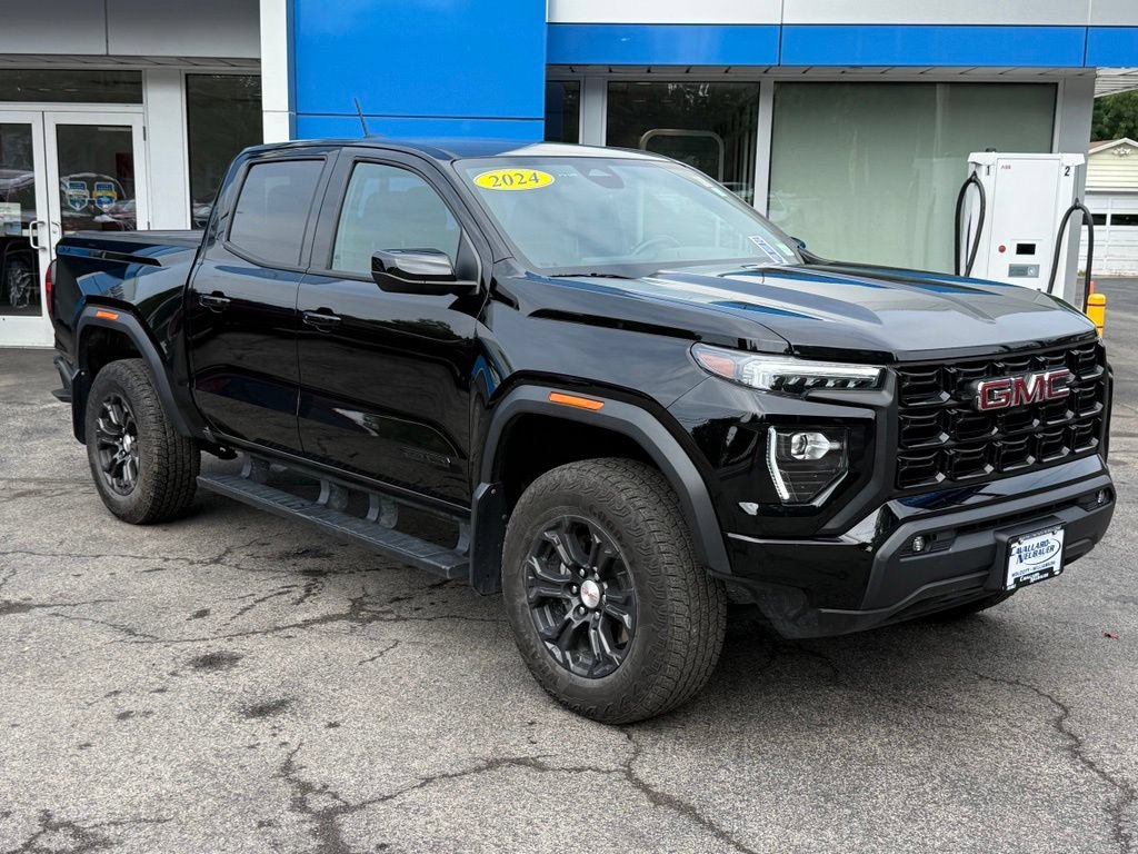 Used 2024 GMC Canyon Elevation w/ Convenience Package AWD/4WD image 3