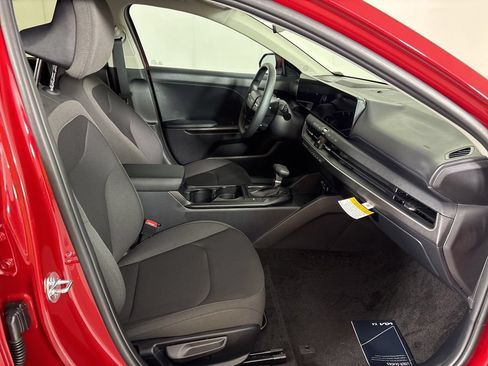 New 2026 Kia K4 FWD image 16