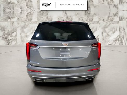 Used 2021 Cadillac XT6 Premium Luxury image 5