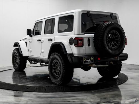 Used 2022 Jeep Wrangler Unlimited Rubicon w/ Xtreme Recon 35" Tire Package image 11