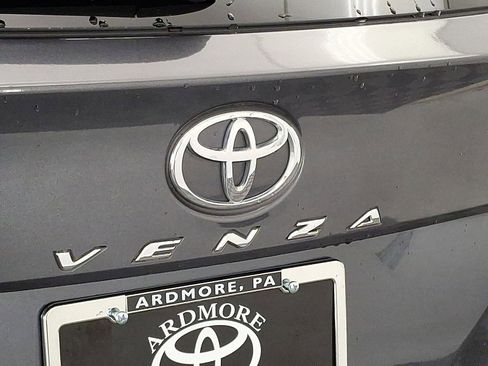 Used 2011 Toyota Venza w/ Comfort Pkg image 23