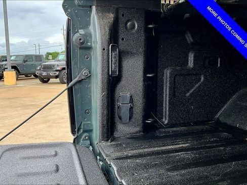 Used 2025 Chevrolet Silverado 2500 LT w/ Trail Boss Package image 38