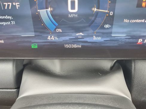 Used 2025 Chevrolet Equinox EV LT w/ Convenience Package II FWD image 25