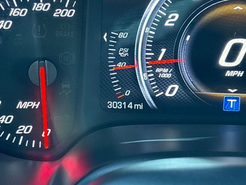 Used 2016 Chevrolet Corvette Stingray Coupe w/ 2LT Preferred Equipment Group image 17