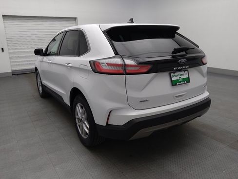 Used 2024 Ford Edge SEL image 5