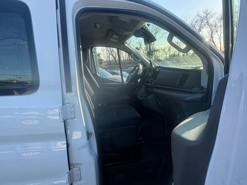 Used 2020 Ford Transit 250 Low Roof w/ Exterior Upgrade Package RWD image 7