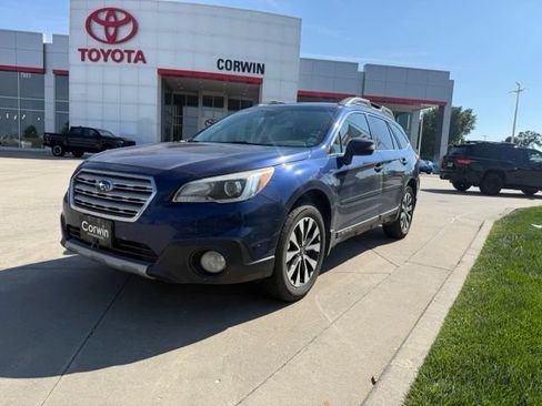 Used 2017 Subaru Outback 2.5i Limited AWD/4WD image 8