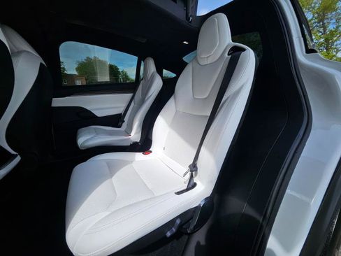 Used 2023 Tesla Model X AWD/4WD image 63