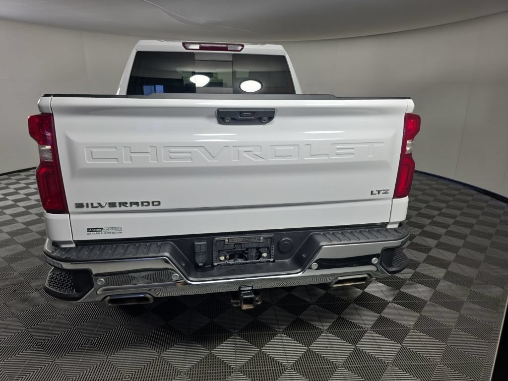 Used 2023 Chevrolet Silverado 1500 LTZ w/ LTZ Convenience Package II AWD/4WD image 4