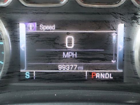 Used 2018 Chevrolet Silverado 1500 LTZ image 31