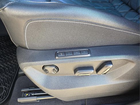 Used 2024 Volkswagen Atlas Cross Sport SEL Premium R-Line image 14