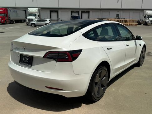Used 2023 Tesla Model 3 Standard Range RWD image 7