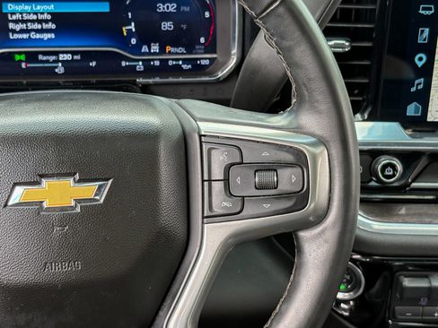 Used 2025 Chevrolet Silverado 3500 LTZ w/ LTZ Convenience Package AWD/4WD image 38