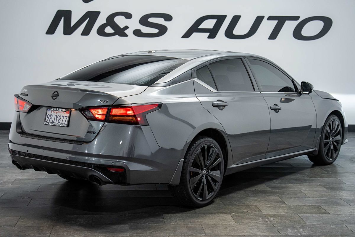 Used 2021 Nissan Altima 2.5 SR AWD/4WD image 4