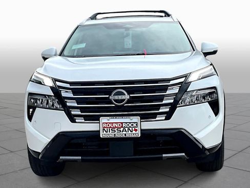 New 2026 Nissan Rogue Platinum image 3