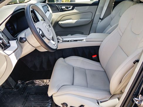Certified 2026 Volvo XC60 B5 Ultra w/ Protection Package Premier AWD/4WD image 21