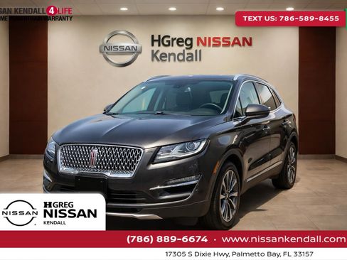 Used 2019 Lincoln MKC Reserve image 1