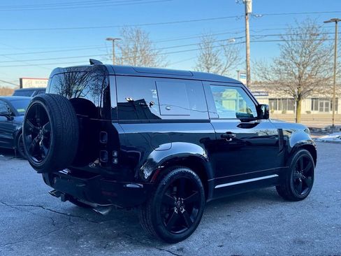 Used 2023 Land Rover Defender 90 V8 image 6