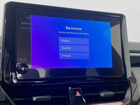 Used 2025 Toyota Corolla LE image 27