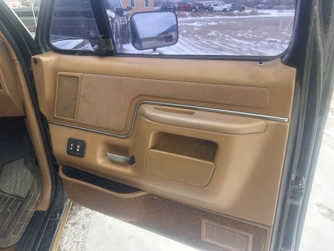 Used 1989 Ford Bronco image 16