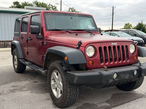 Used 2012 Jeep Wrangler Unlimited Sport AWD/4WD image 3