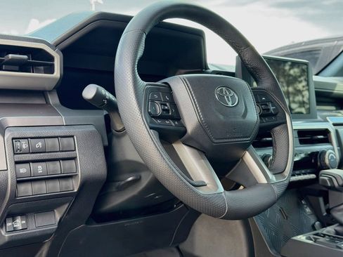 Used 2025 Toyota Tacoma TRD Sport RWD image 34