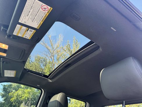 Used 2015 Ford F250 Platinum w/ FX4 Off-Road Package image 13