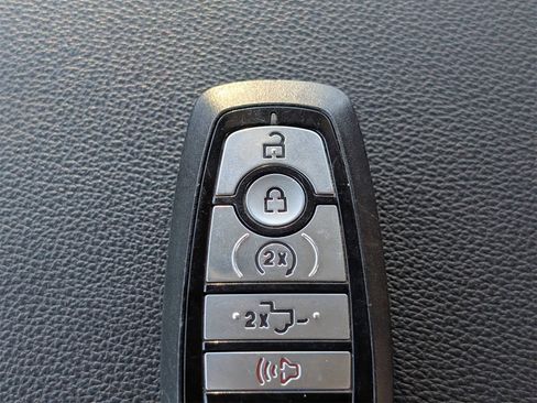 Used 2022 Ford F150 XLT w/ Equipment Group 302A High image 32