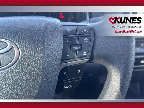 Used 2025 Toyota Camry LE FWD image 23