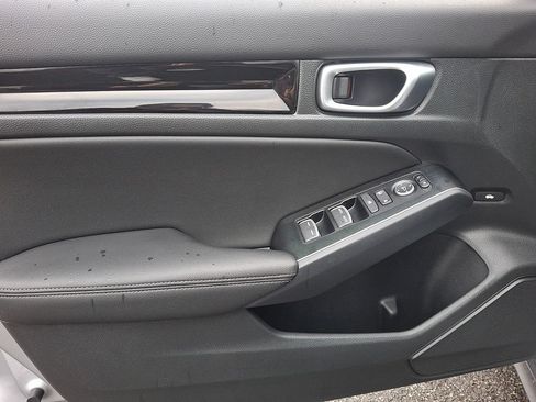 Used 2024 Honda Civic Touring image 12