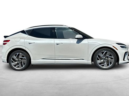 New 2026 Genesis GV60 Advance image 7