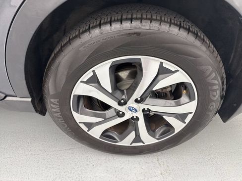 Used 2020 Subaru Outback Touring XT AWD/4WD image 6