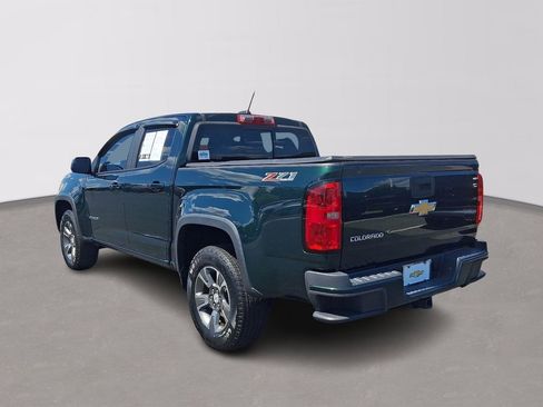 Used 2016 Chevrolet Colorado Z71 AWD/4WD image 4