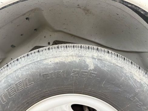 Used 2024 GMC Savana 2500 w/ Driver Convenience Package image 17